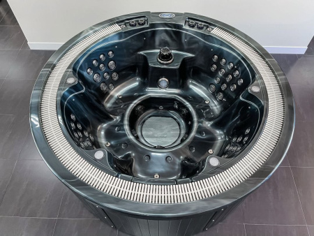 Гидромассажный спа бассейн Lovia Spa ZR7026